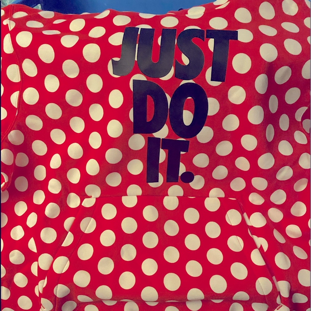 Nike pullover sweatshirt
